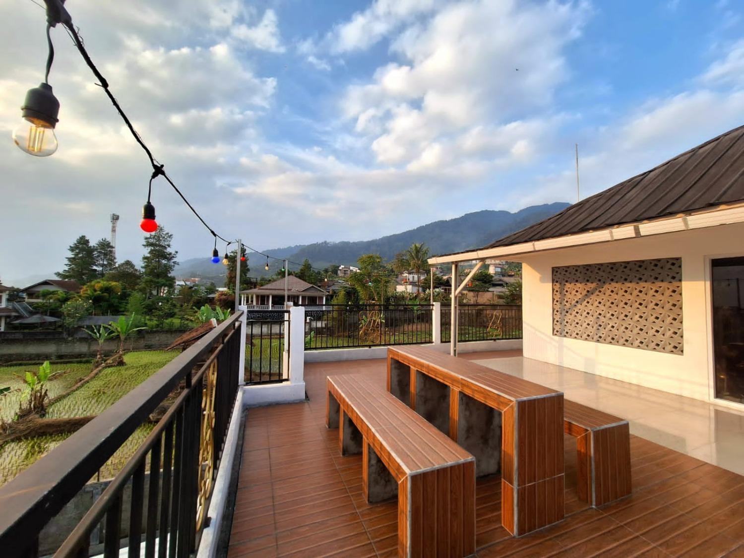 Villa Putih 씨사루아 외부 사진