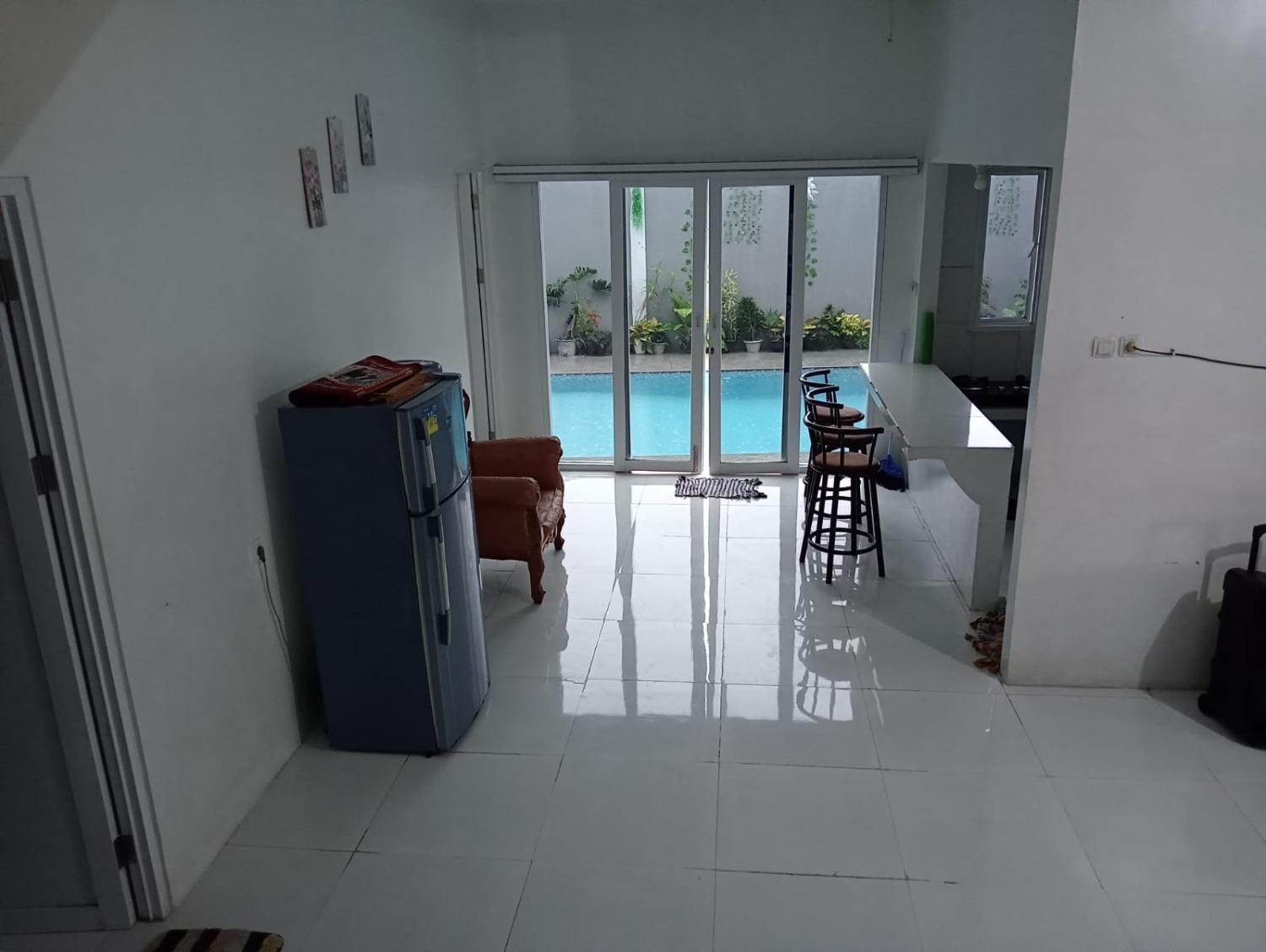 Villa Putih 씨사루아 외부 사진