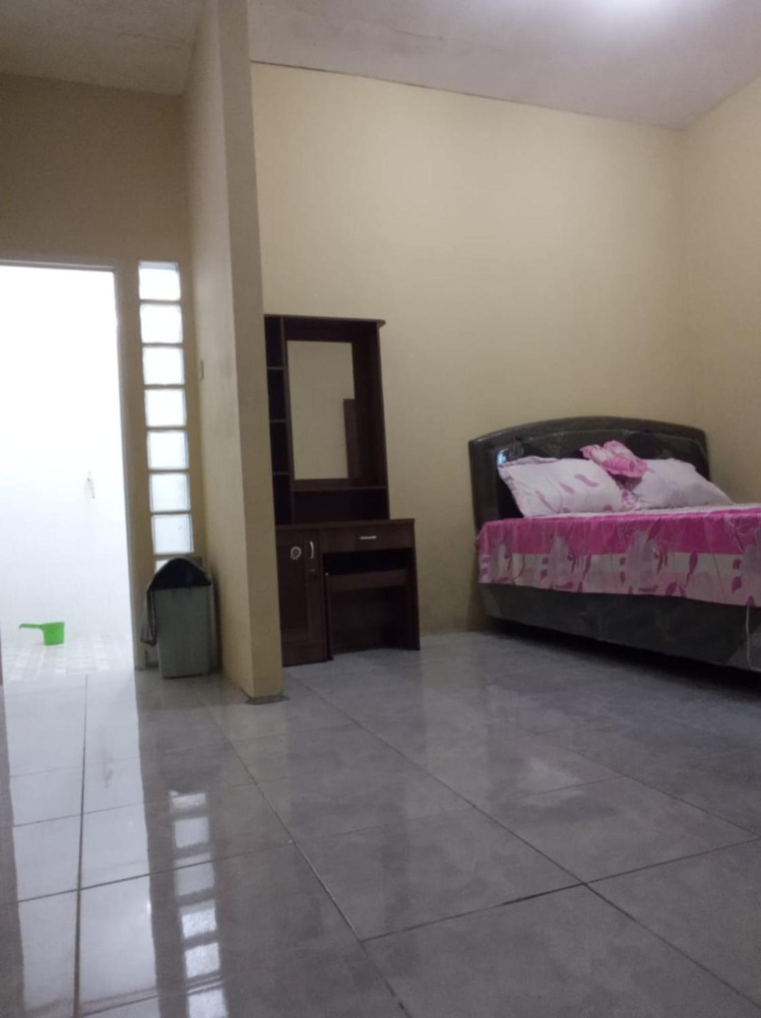 Villa Putih 씨사루아 외부 사진